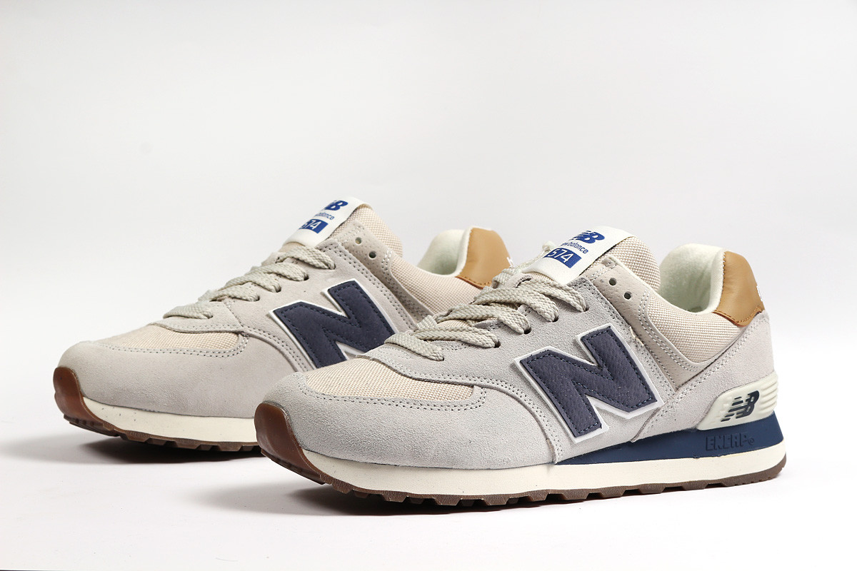 

Мужские кроссовки New Balance 574, замша, сетка, серые 45 (28,7 см), размеры:43,45,46