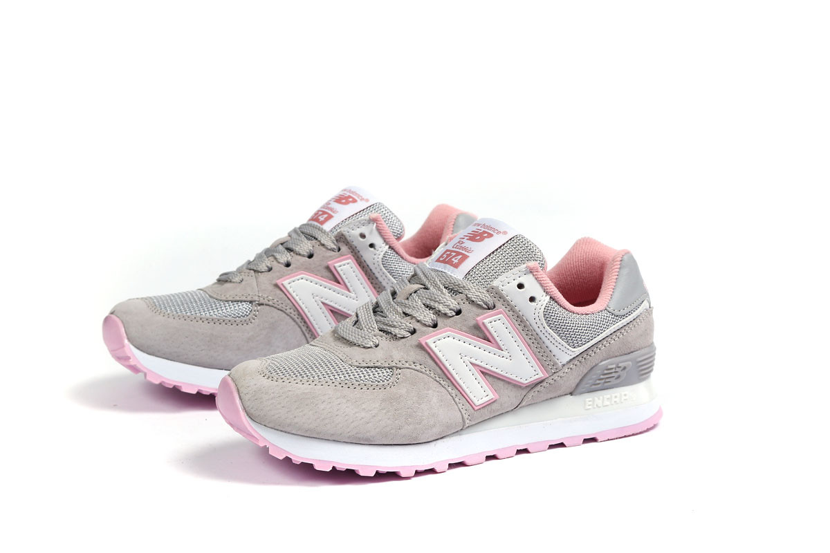 

Женские кроссовки New Balance 574, замша, сетка, серые 39 (24,7 см), размеры:36,39,40,41