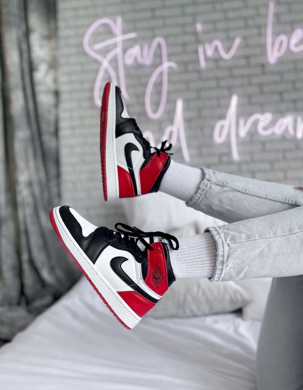 

Мужские кроссовки Nike JORDAN 1 High Red Black OV / Найк Аир Джордан 1 Черные Красные, Красный