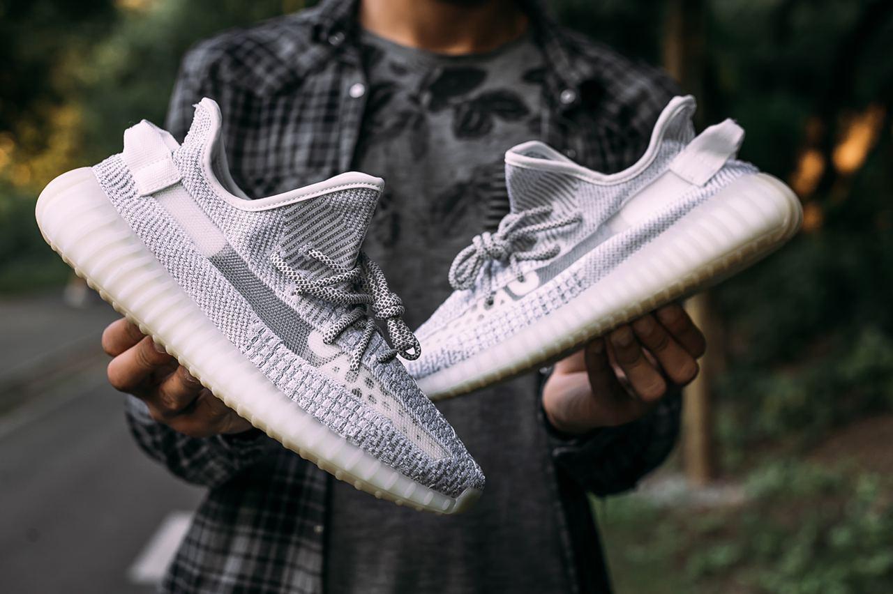 

Женские кроссовки Adidas Yeezy Boost 350 V2 White All Reflective / Адидас Изи Буст 350 в2 Белые Рефлективные, Белый