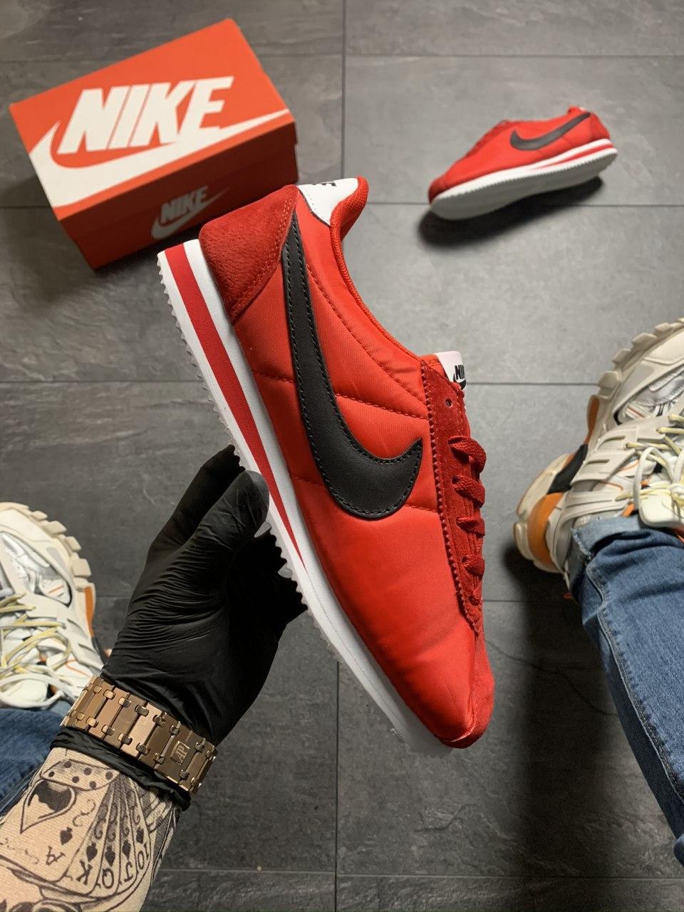 

Nike Cortez Red Black 42, Красные