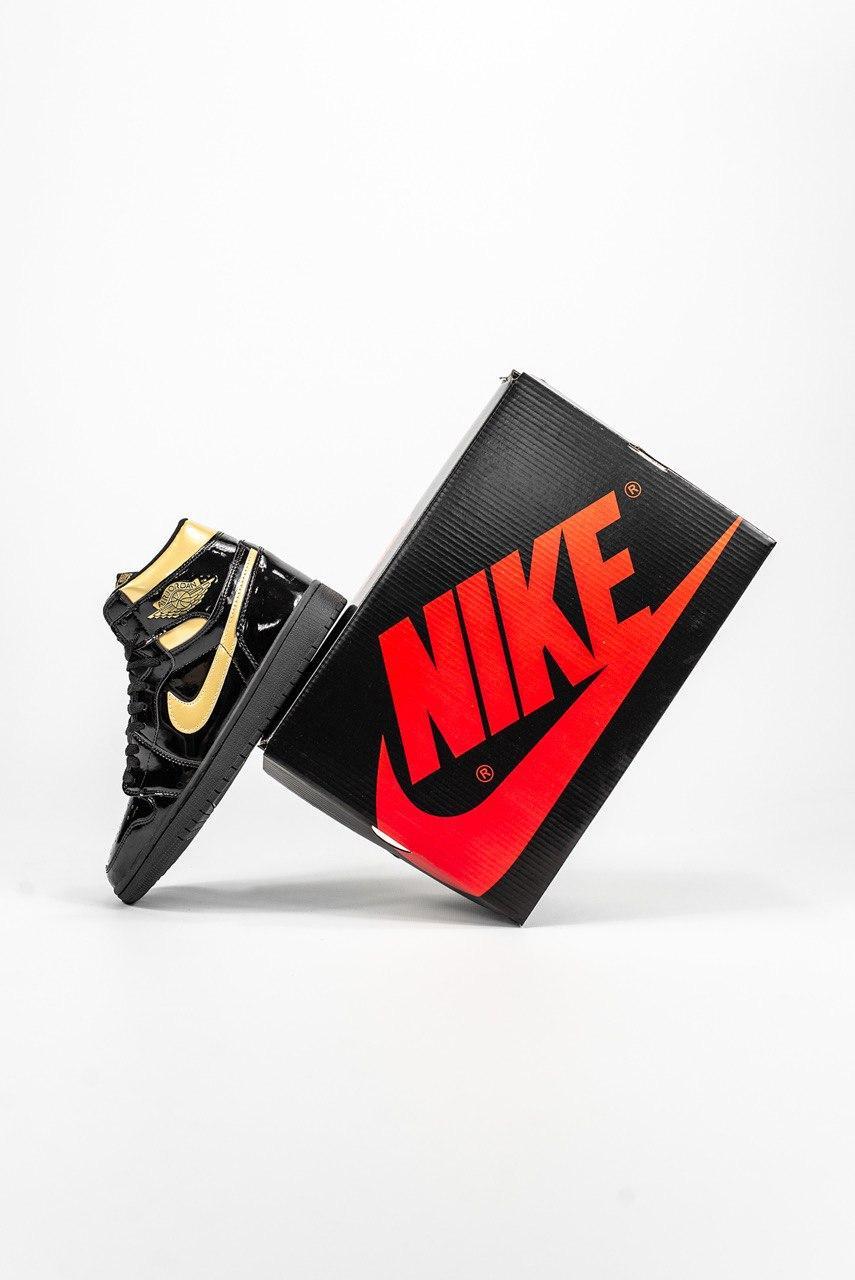

Мужские кроссовки Nike Air Jordan Retro 1 Black\Gold / Найк Аир Джордан Ретро 1 Черные\Золото, Черный