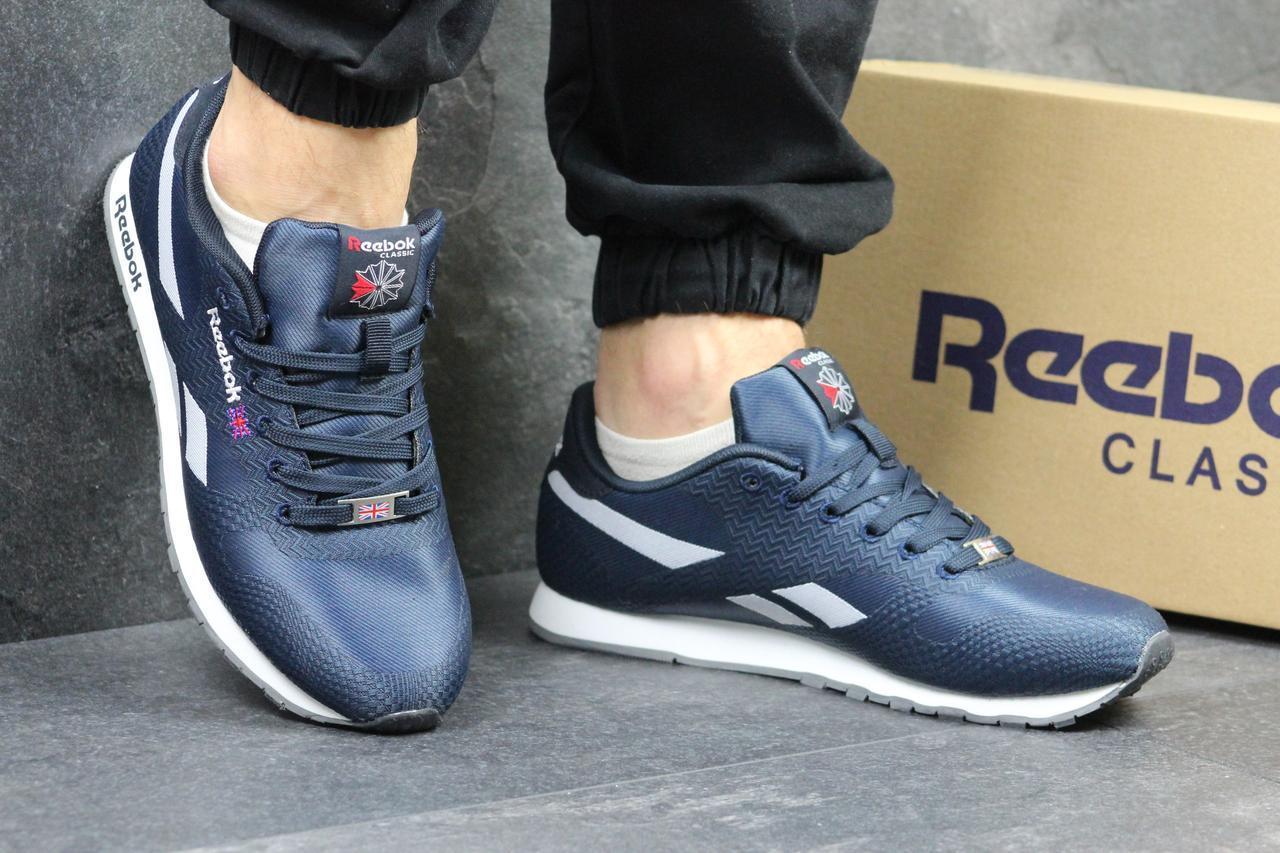 

Мужские кроссовки в стиле Reebok, тёмнo-cиние с белым 44(28 см), размеры:43,44