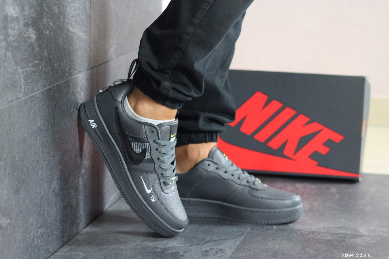 

Мужские кроссовки в стиле Nike Air Force 1, кожа, серые 45(29 см), размеры:42,43,44,45,46