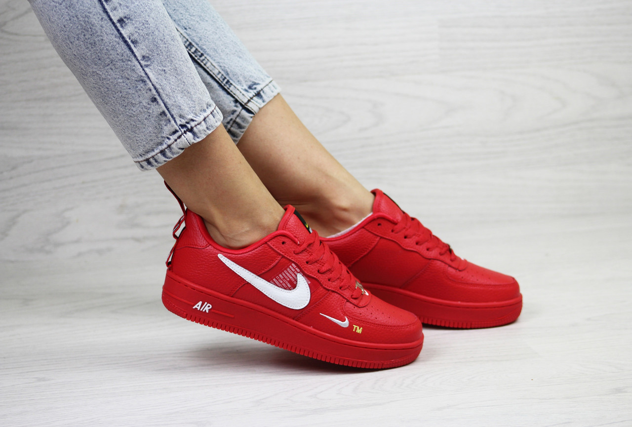 

Женские кроссовки в стиле Nike Air Force 1, кожа, резина, красные 39(25 см), размеры:36,37,38,39,41