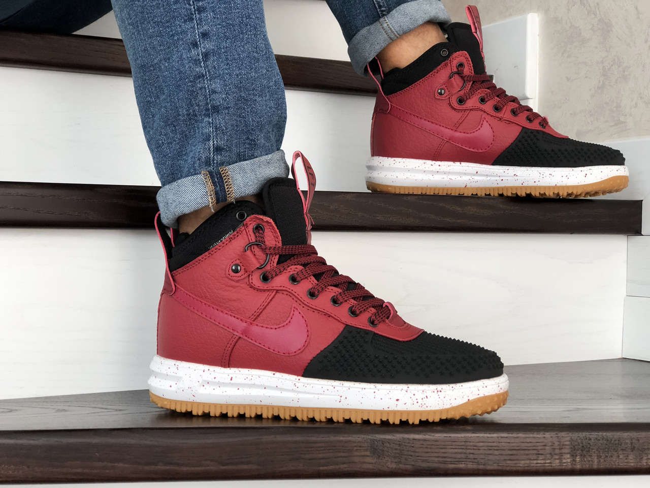 

Мужские кроссовки в стиле Nike Lunar Force 1 Duckboot, кожа, термоплащевка, красные с черным 43(27,4 см)