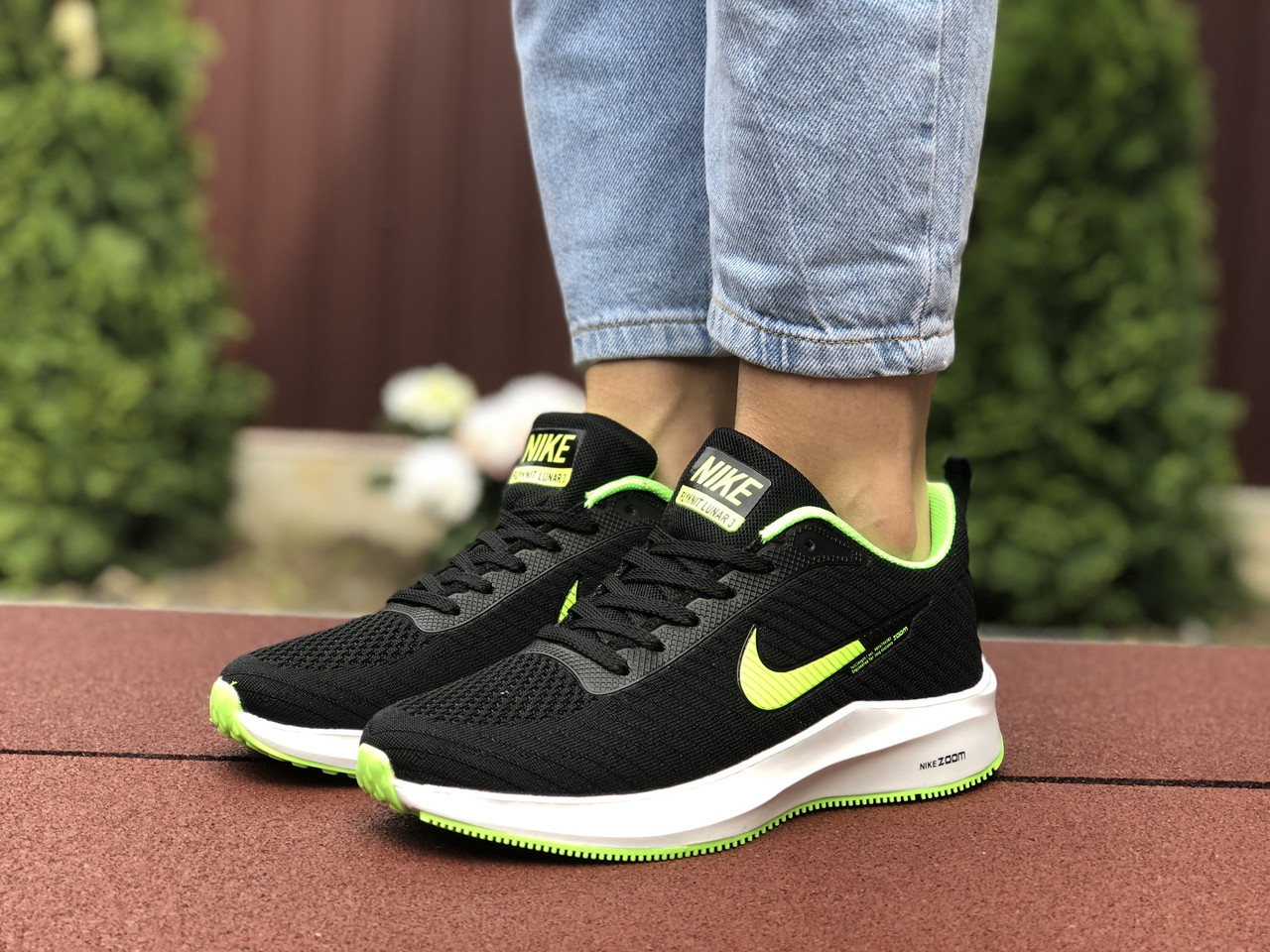 

Женские кроссовки в стиле Nike Flyknit Lunar 3, сетка, черные с салатовым 40(25,1 см), размеры:38,39,40,41