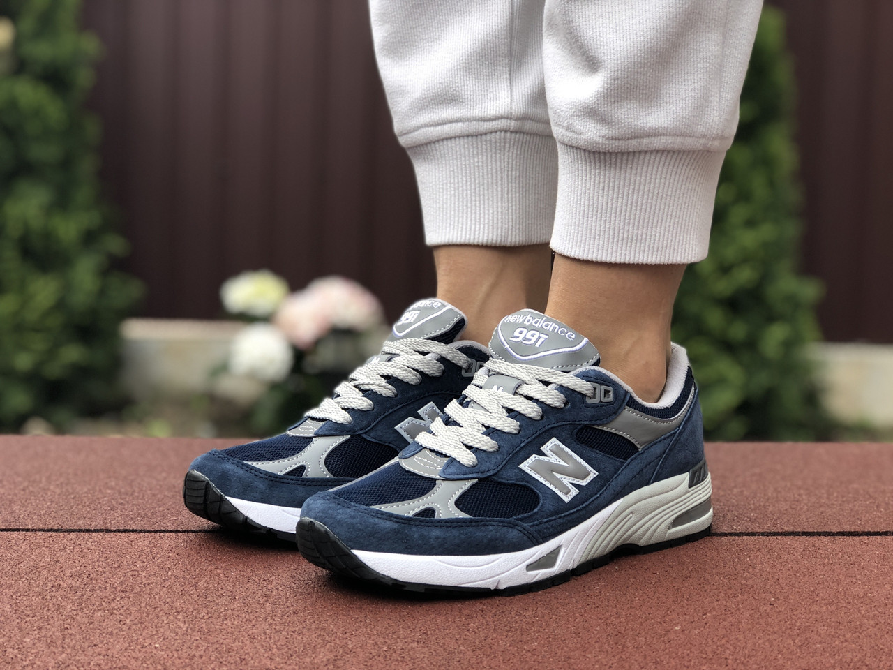 

Женские кроссовки в стиле New balance 991, кожа, замша, сетка, синие 41(26 см), размеры:37,38,41