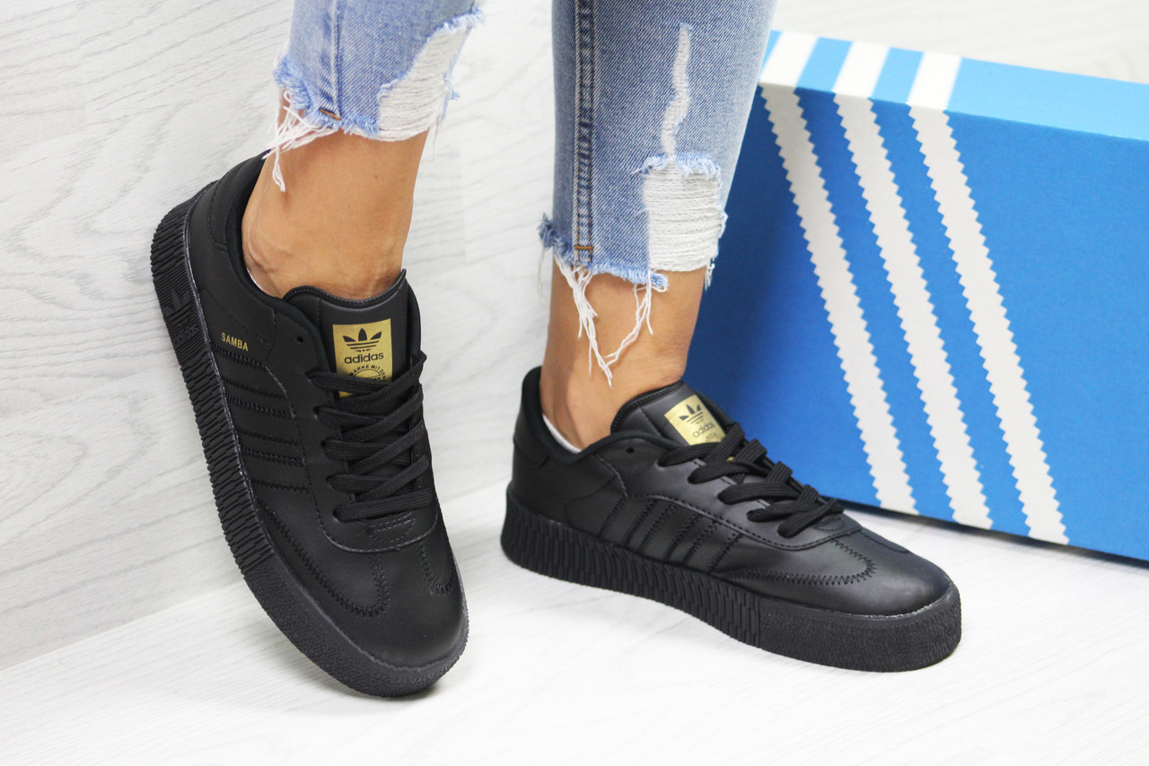 

Женские кроссовки в стиле Adidas Samba, 41(26,2 см), последний размер