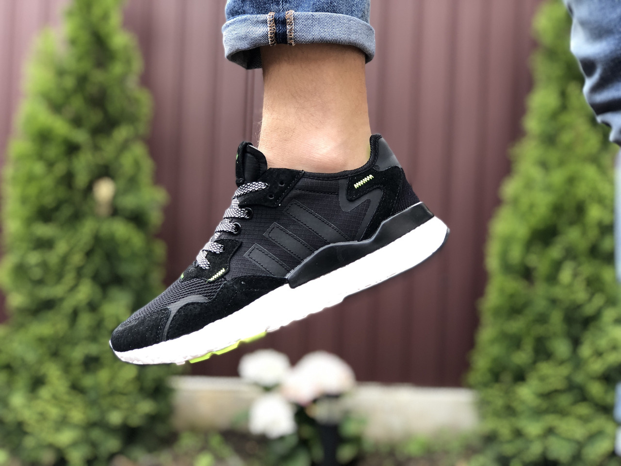 

Мужские кроссовки в стиле Adidas Nite Jogger Boost 3M, сетка, замша, черно-белые 42(27 см)