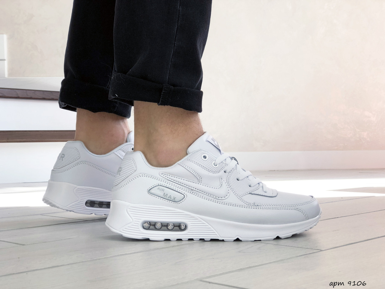 

Мужские кроссовки в стиле Nike Air Max 90, кожа, ,белые 46(29 см), последний размер