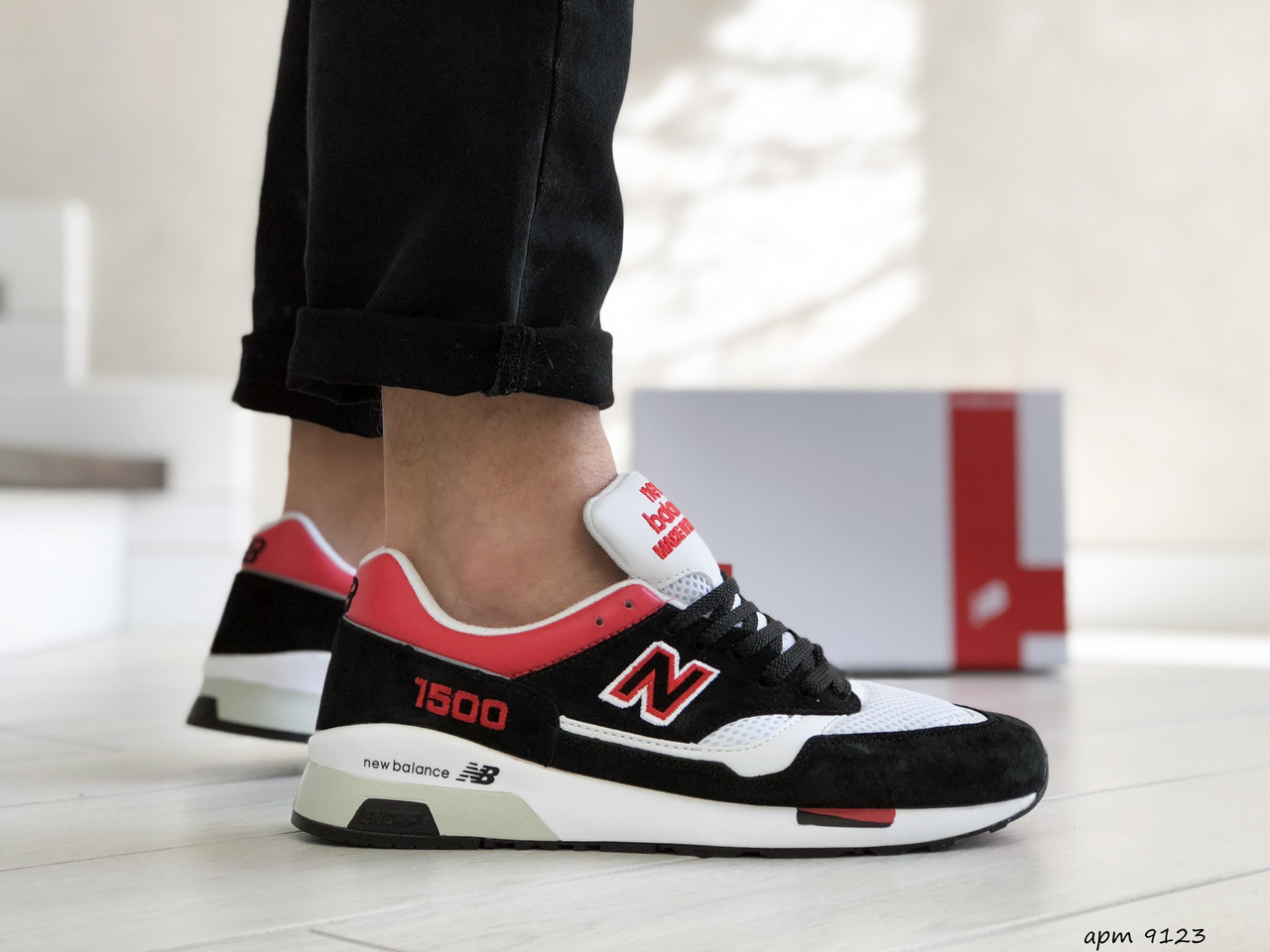 

Мужские кроссовки в стиле New Balance 1500, сетка, замша, кожа, черные с белым 43(27 см), размеры:43,44