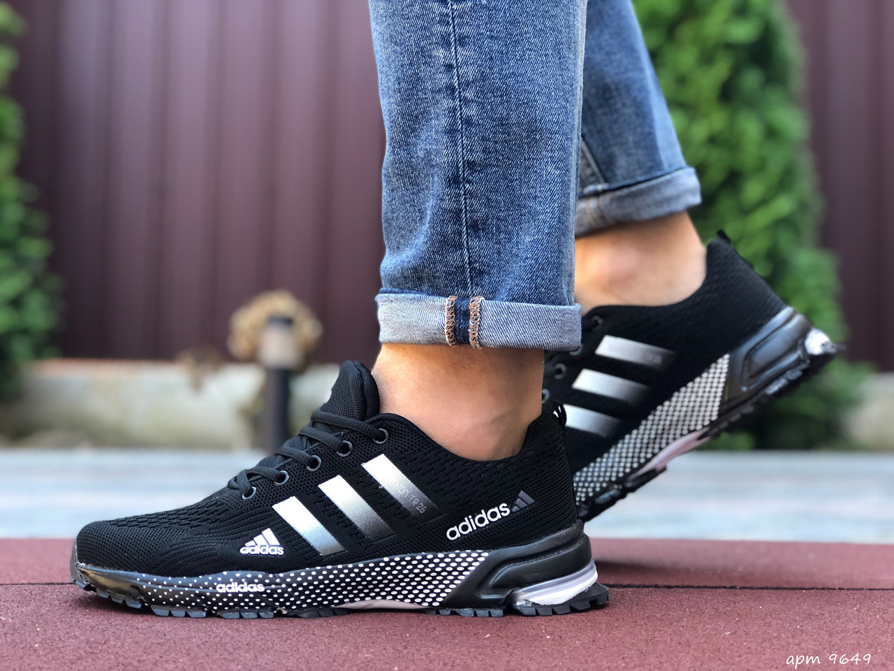 

Мужские кроссовки в стиле Adidas Marathon TR 26, сетка, черные с белым, 44 (28 см), размеры:44,46