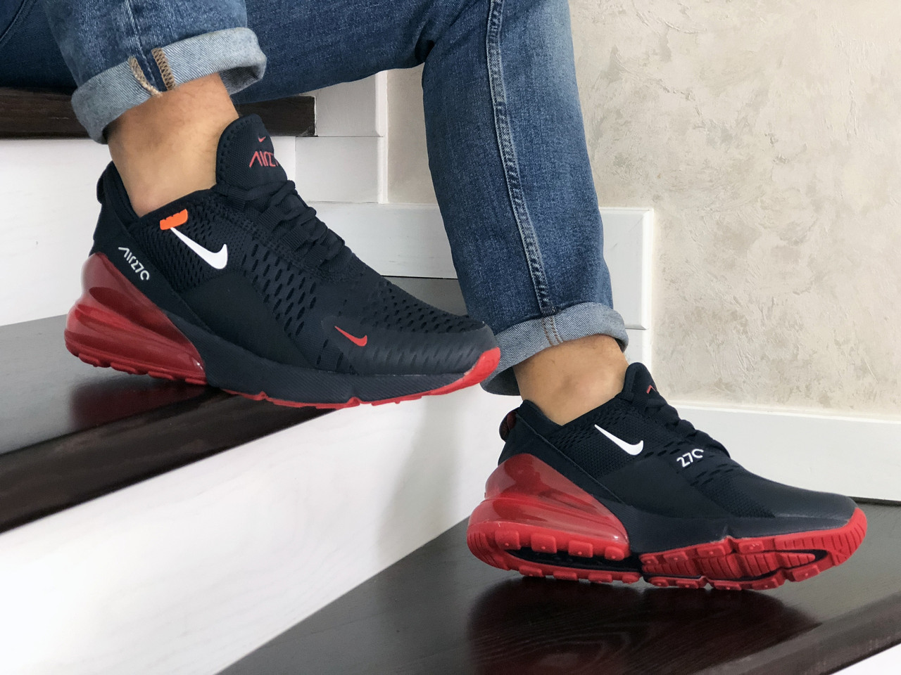 

Мужские кроссовки в стиле Nike Air Max 270, сетка, синие с красным 44(28 см), последний размер