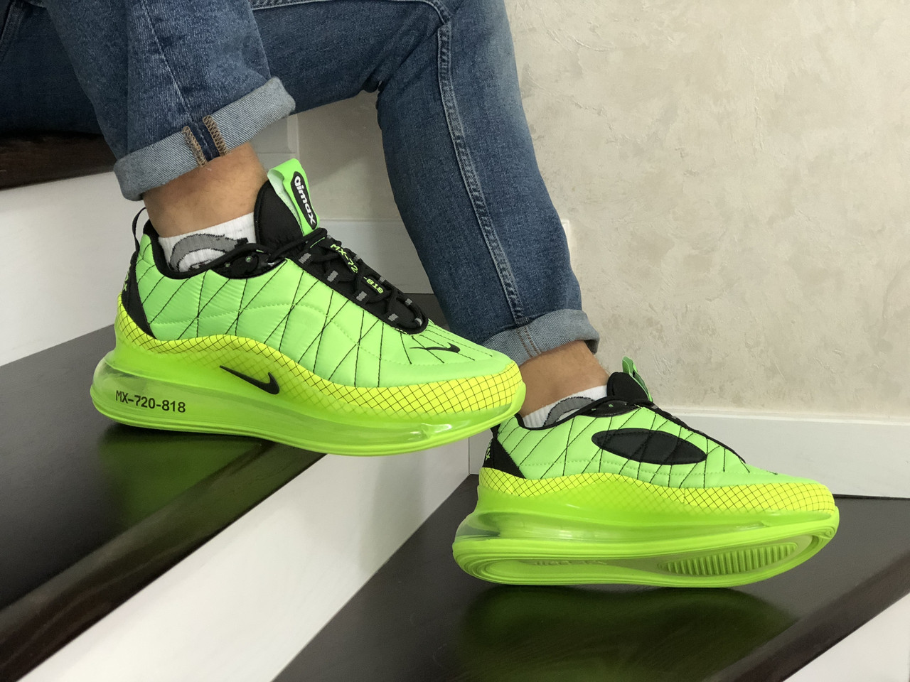 

Мужские зимние кроссовки на термопрокладке Nike Air Max 720, воздушная подушка(до 85кг), салатовые 42 (26,9 см)