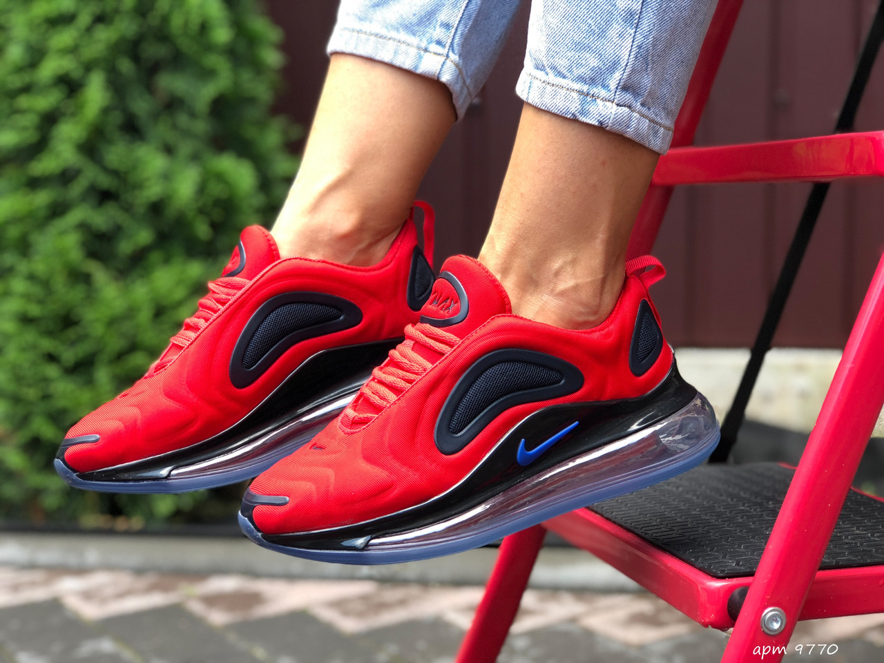 

Женские кроссовки в стиле Nike Air Max 720, текстиль, красные с черным, 38 (24 см), размеры:36,37,38,39