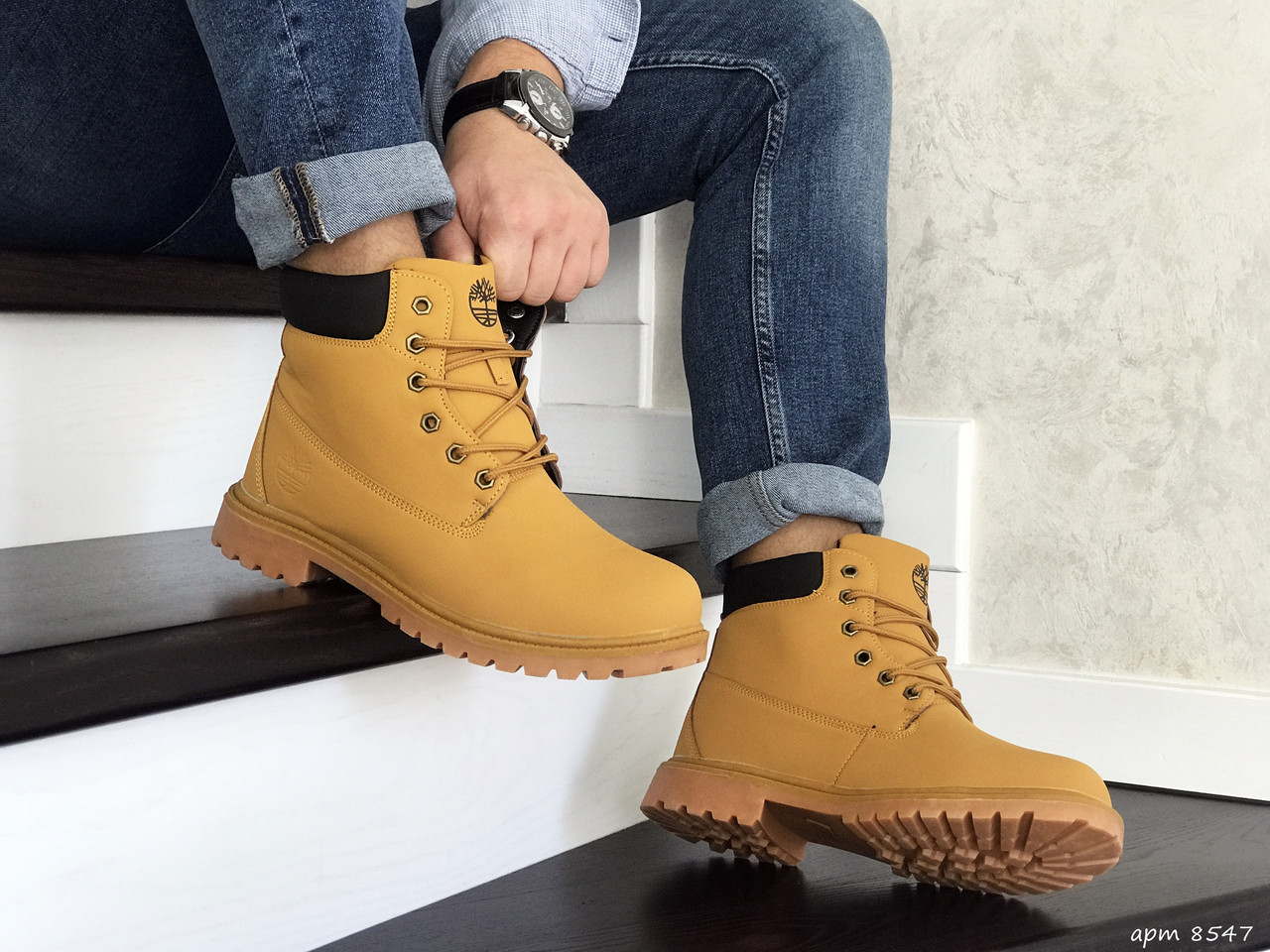 

Мужские зимние ботинки на меху в стиле Timberland, экокожа, горчичные 42 (27 см), размеры:42,43,44,45