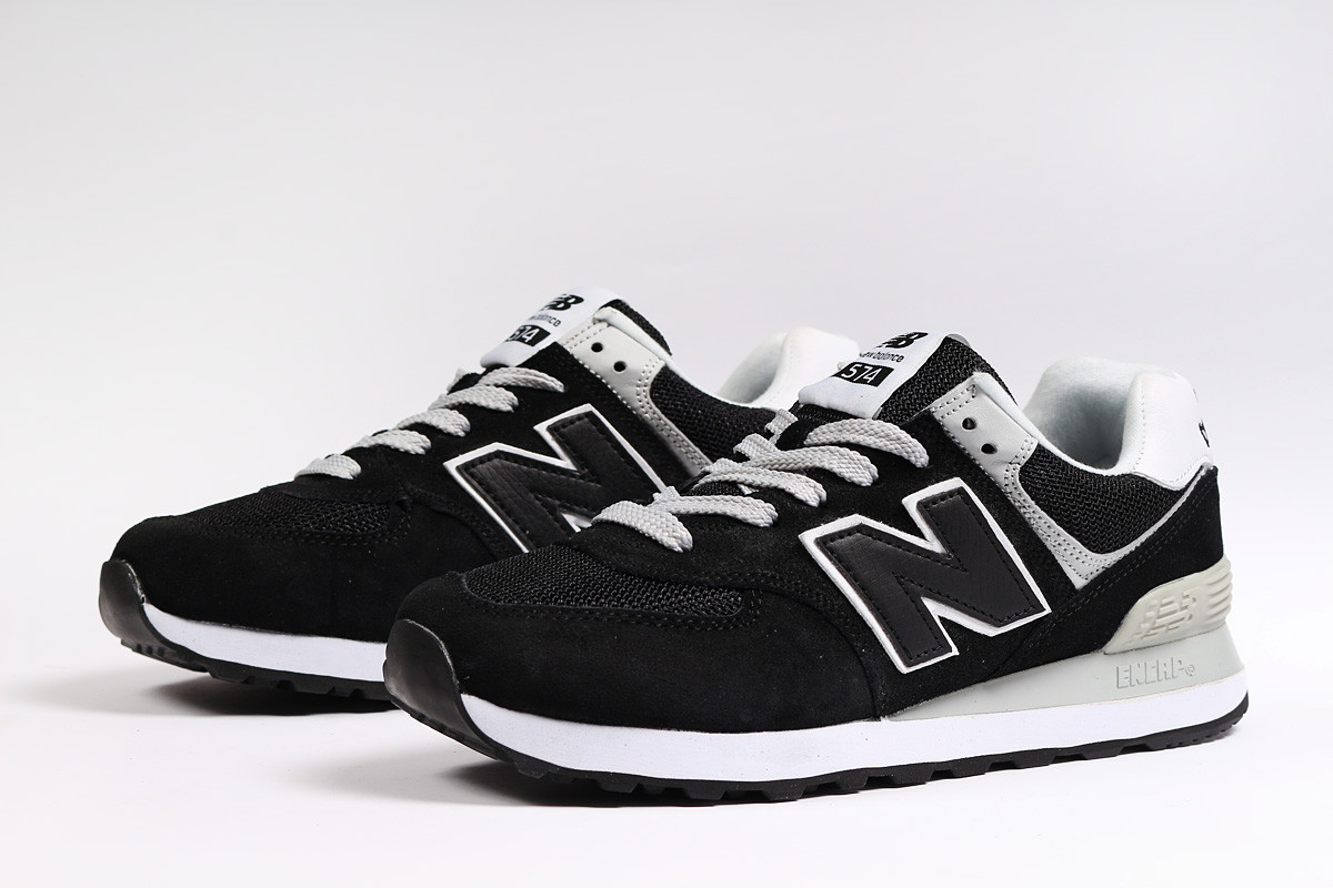 

Мужские кроссовки New Balance 574, замша, сетка, черные 44 (28 см), размеры:42,43,44,45