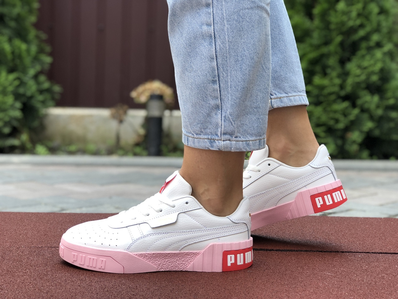 

Женские кроссовки Puma Cali (реплика), белые с розовым (9628) 39