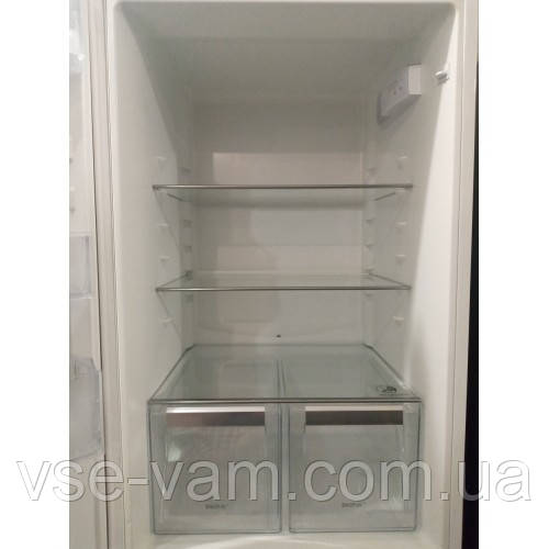 Холодильник двокамерний Electrolux EN 3441 JOW Фото 2