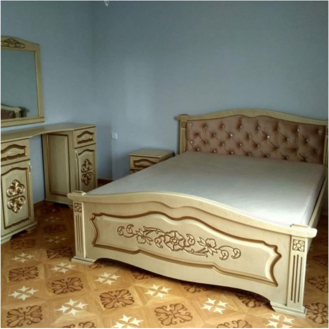 Кровать деревянная Карраль Люкс