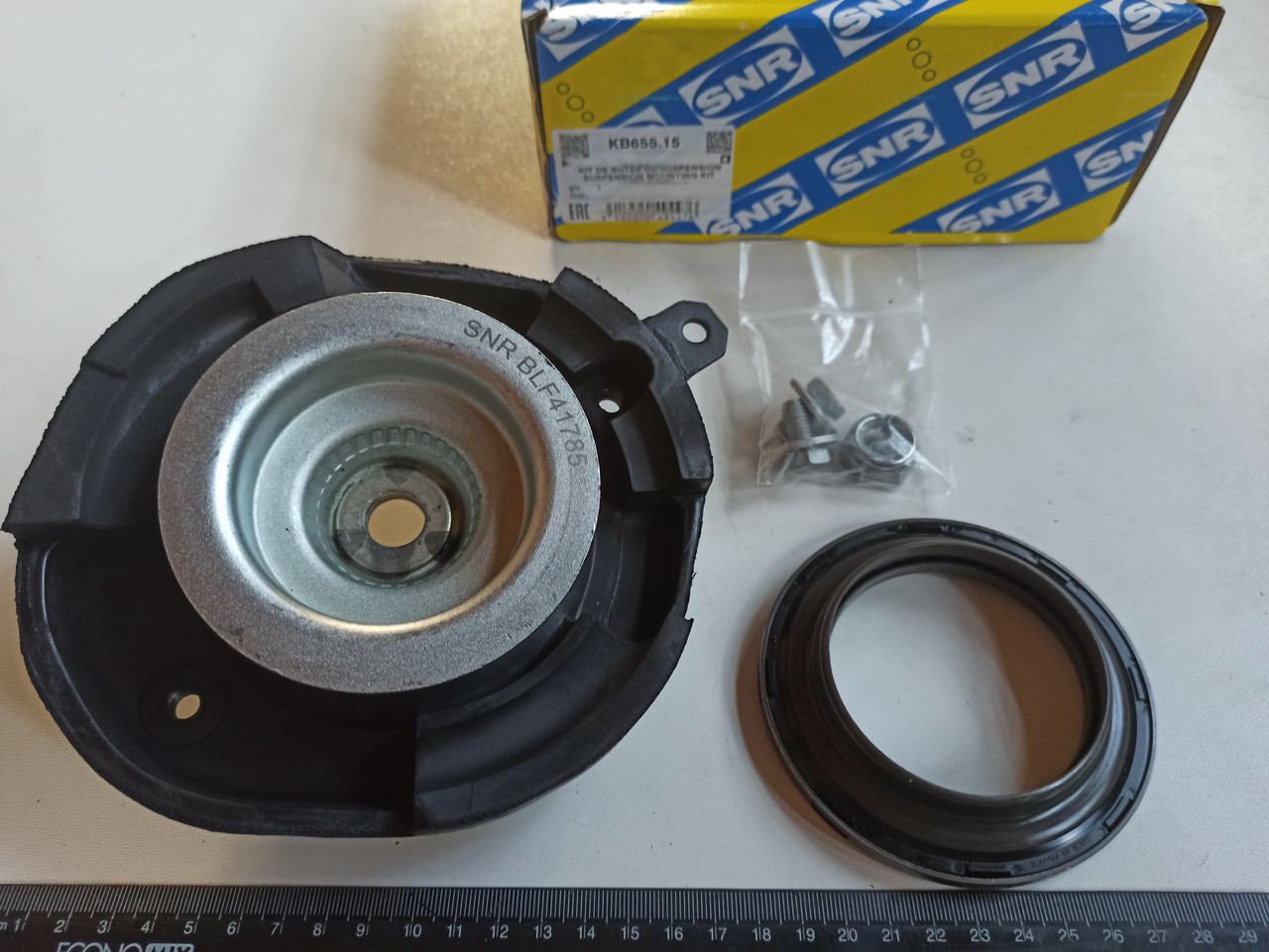 

Опора передней стойки Megane I, SNR (KB655.15) с подшипником