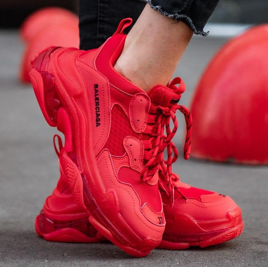 

Женские кроссовки Balenciaga Triple S Red 1в1 как Оригинал! ТОП (ААА+) 37