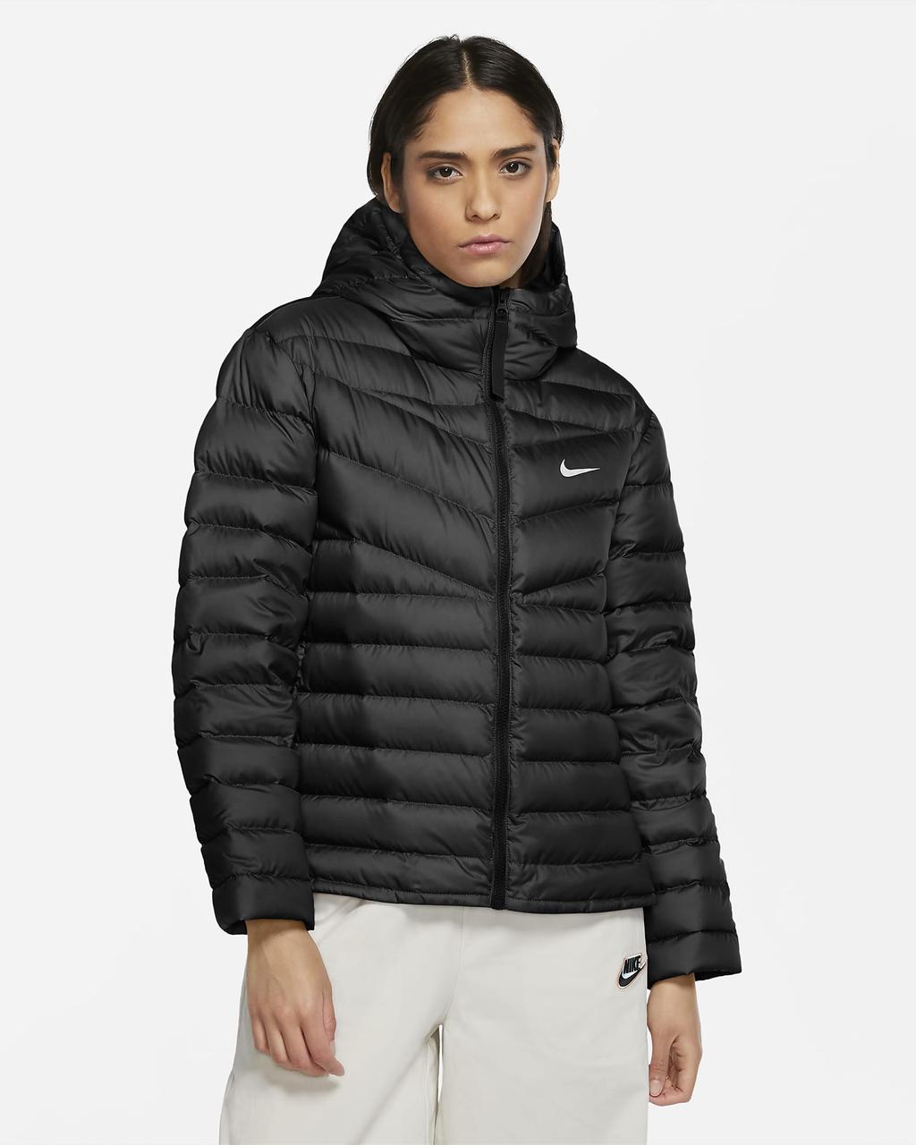 

Куртка женская с капюшоном Nike Sportswear Down-Fill Windrunner CU5094-011 Черный S