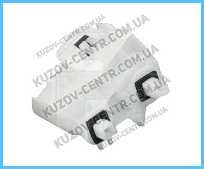 

Крепеж заднего бампера правый Toyota Yaris '11-14 (FPS) под фонарем 521550D050