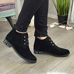 Ботинки женские замшевые на шнуровке, цвет черный