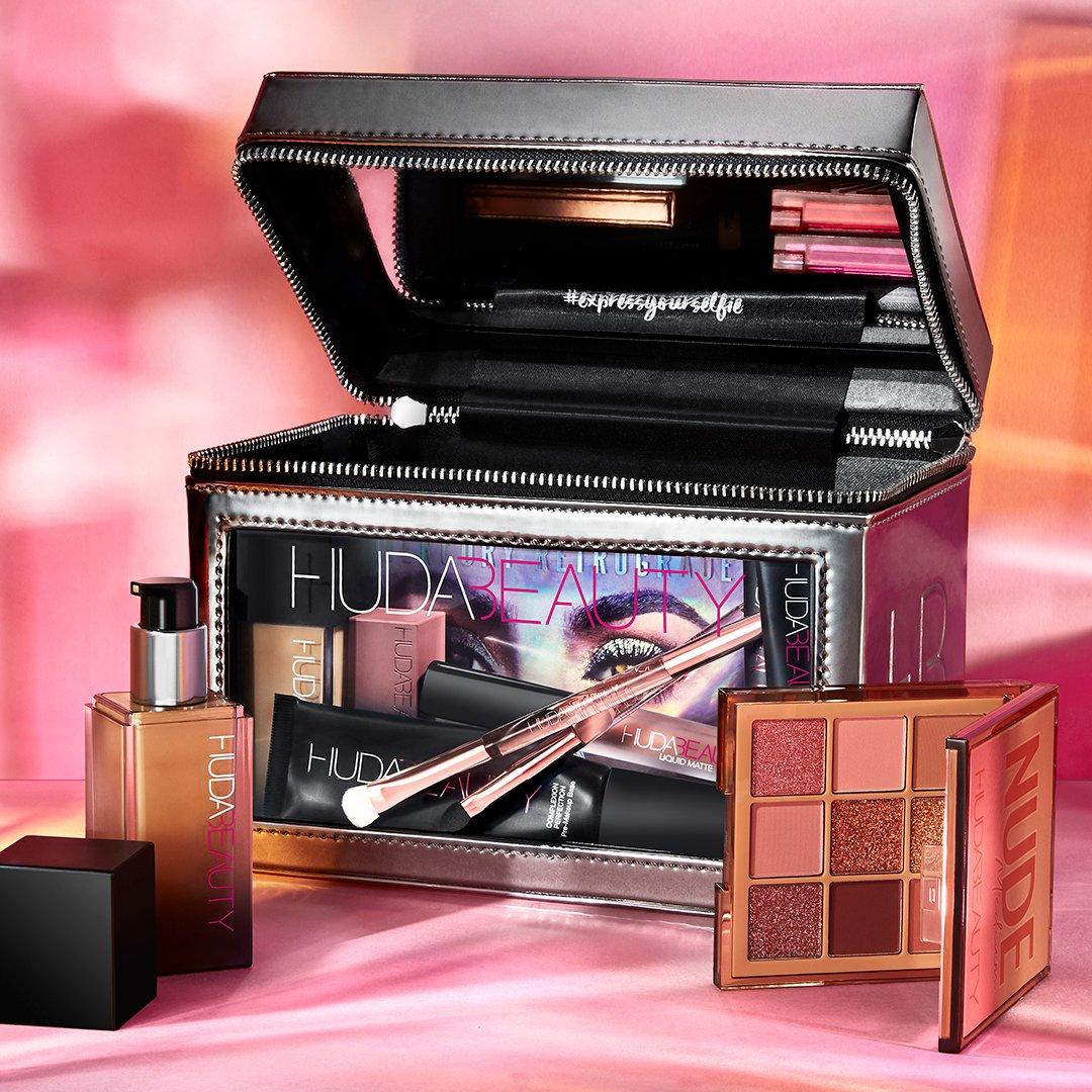 huda beauty vanity case