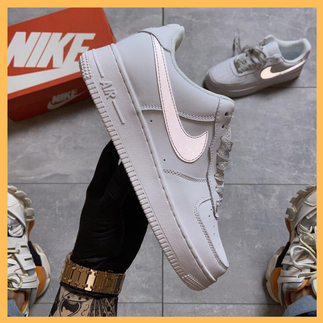 

Женские кроссовки в стиле Nike Air Force 1 Low White Reflective (Белый)