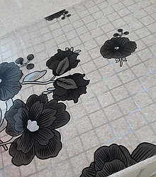 Силіконова скатертину з малюнком на стіл М'яке скло Soft Glass (Товщина 1.5 мм) Чорні квіточки