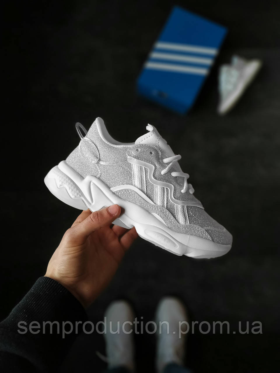 

Кроссовки женские Adidas Ozweego Silver / Адидас Озвиго Серебро, Серебристый