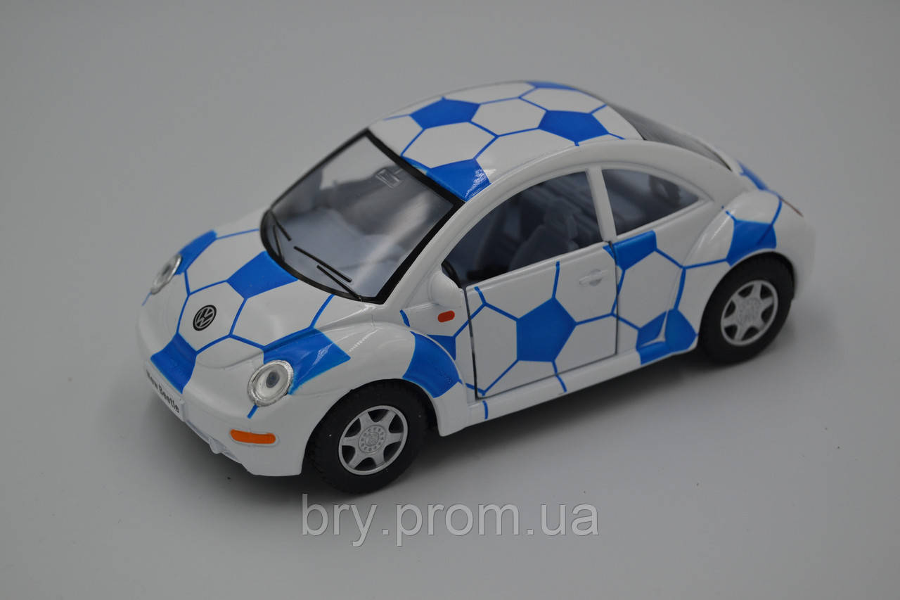 

Машинка Kinsmart Volksswagen New Beetle (KT5028WR ) Бело-синяя