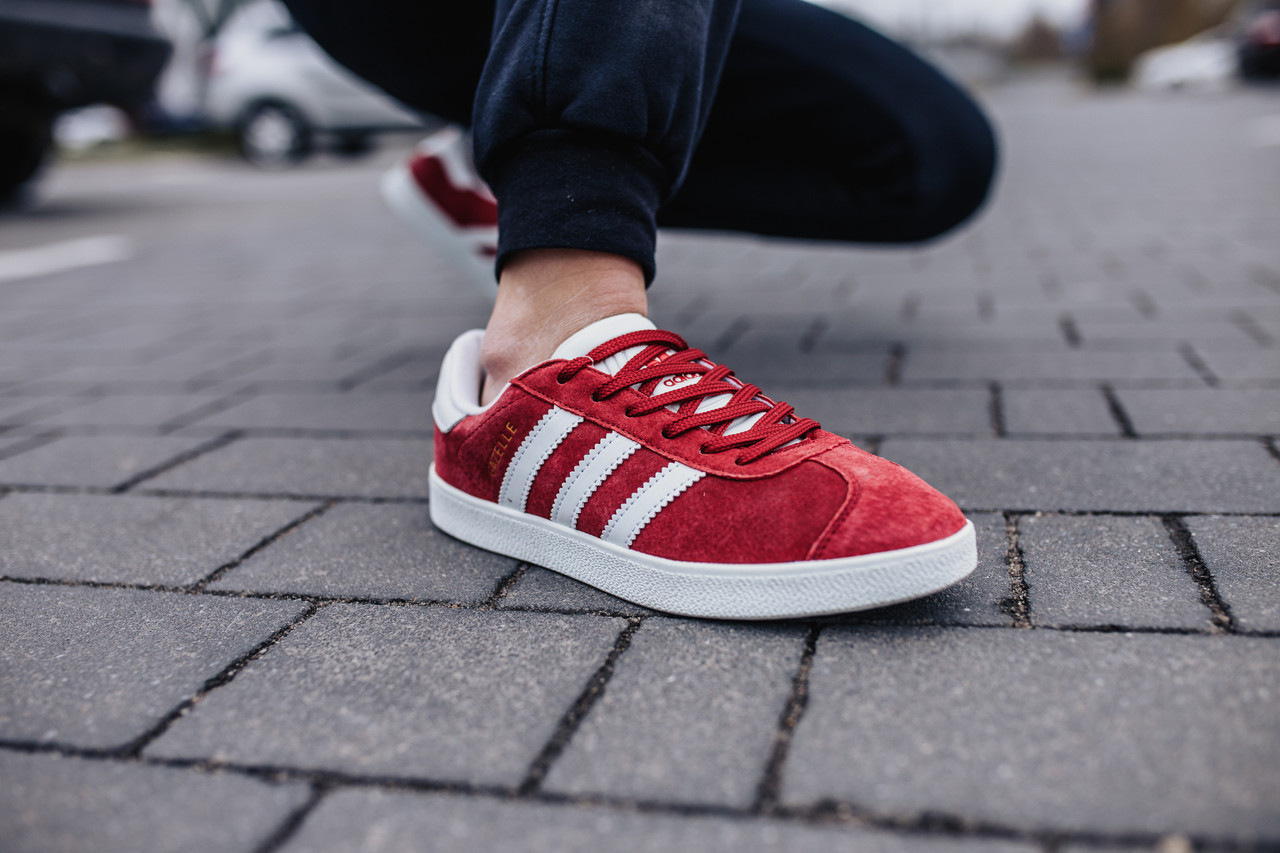 

Кроссовки мужские Adidas Gazelle Burgundy-red, Бордово-красный