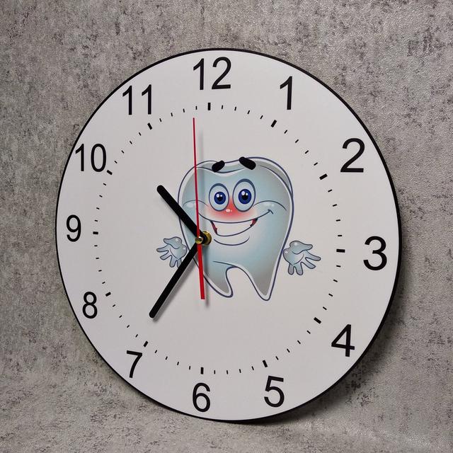 Часы настенные для стоматологии. Зубик