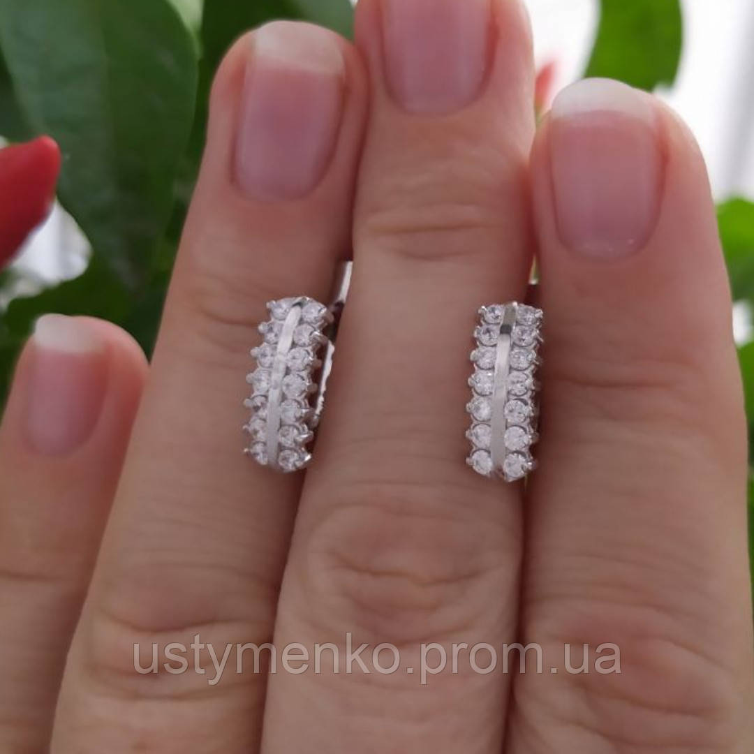 

Детские серебряные серьги с фианитами