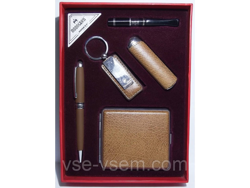 NFMTE-45 Подарунковий набір: запальничка + ручка + брелок + мундштук + портсигар.