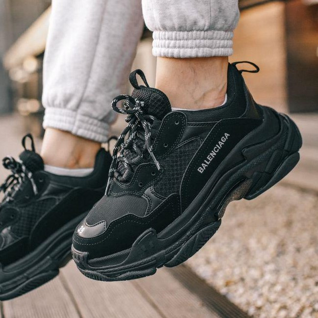 

Женские кроссовки Balenciaga Triple S Black 1в1 как Оригинал! ТОП (ААА+), Черный