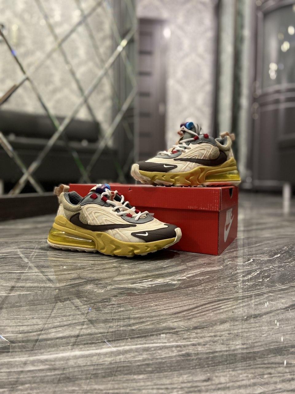 

Женские кроссовки Nike Air Max 270 React х Travis Scott / Найк Аир Макс 270 Реакт х Тревис Скотт, Бежевый