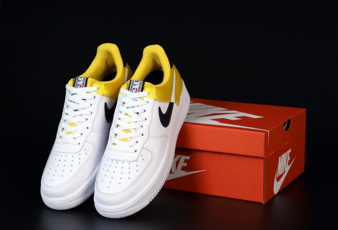 

Мужские кроссовки Nike Air Force White Yellow / Найк Аир Форс Белые Желтые 42, Белый