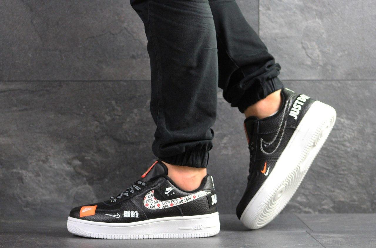

Мужские кроссовки Nike Air Force 1 'Just Do It Pack' Black White / Найк Аир Форс 1 Черные Белые 43, Белый