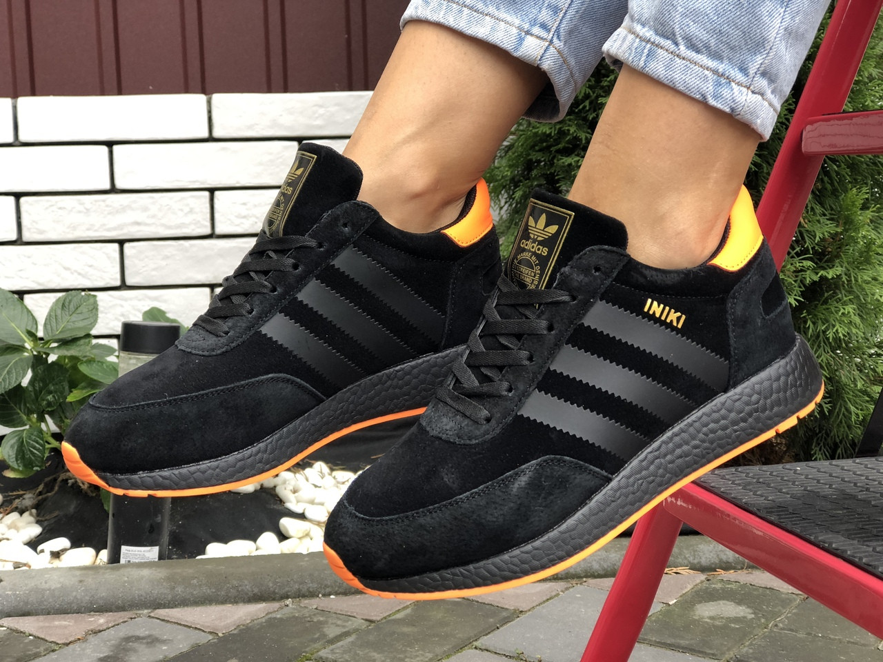 

Кросівки жіночі Adidas Iniki чорні з помаранчевим 38, Черно-оранжевый