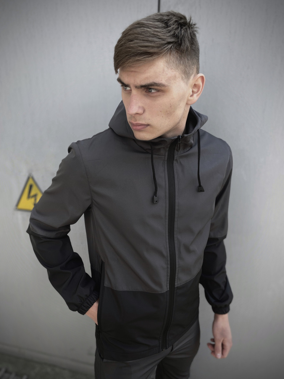 

Мужская весенняя куртка SoftShell Light SKL59-259496