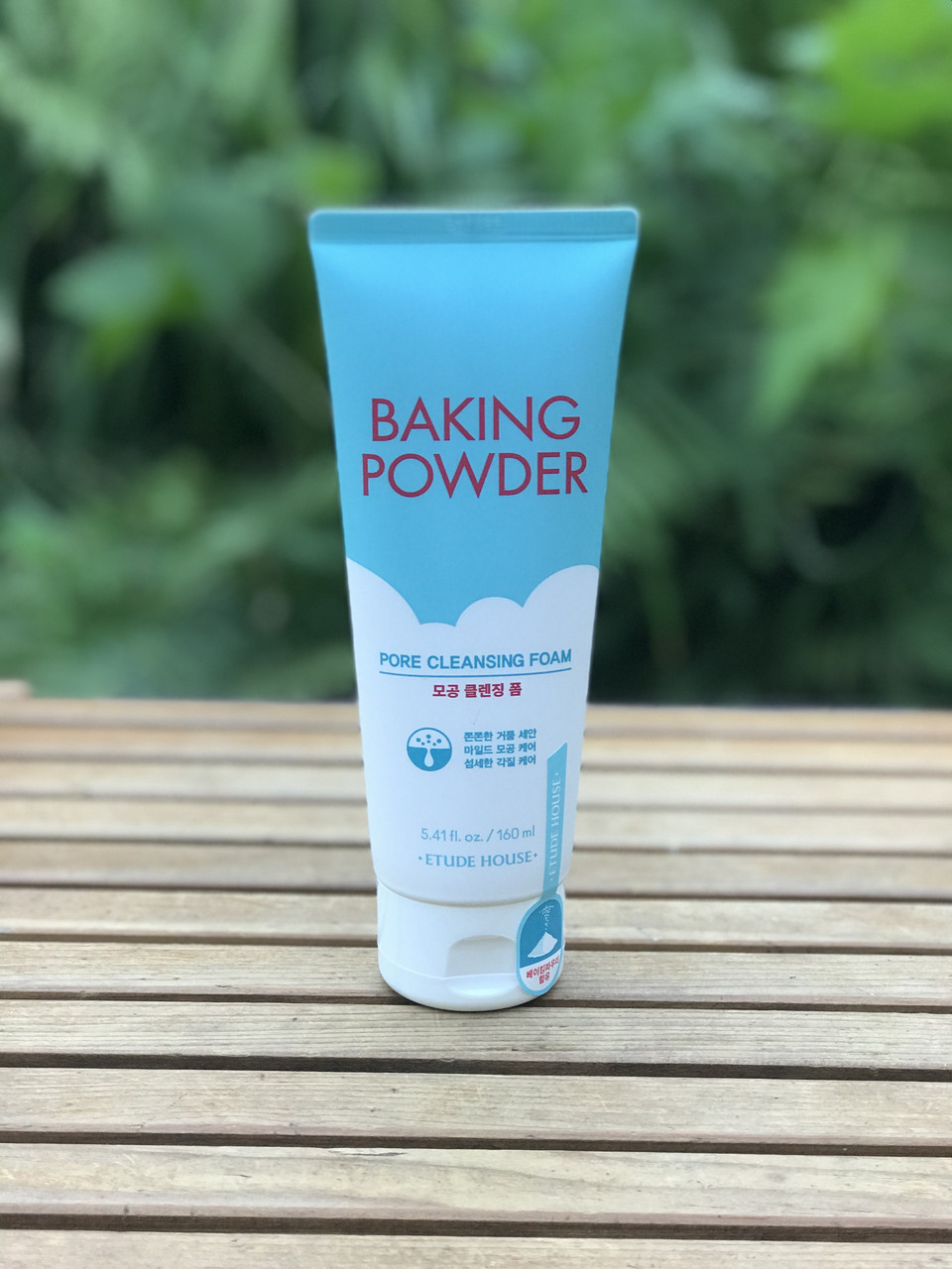 

Пенка для очищения пор Etude House Baking Powder Pore Cleansing Foam 160 мл