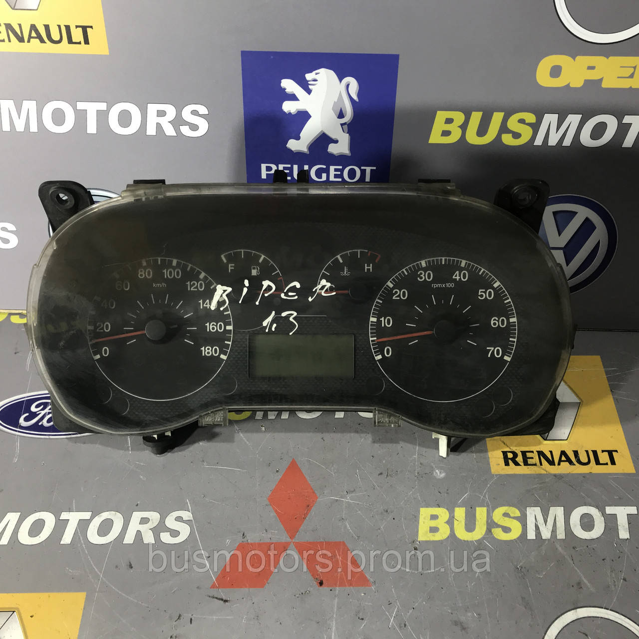 

Панель приборов (спидометр, одометр, щиток) Fiat Punto 5550011005