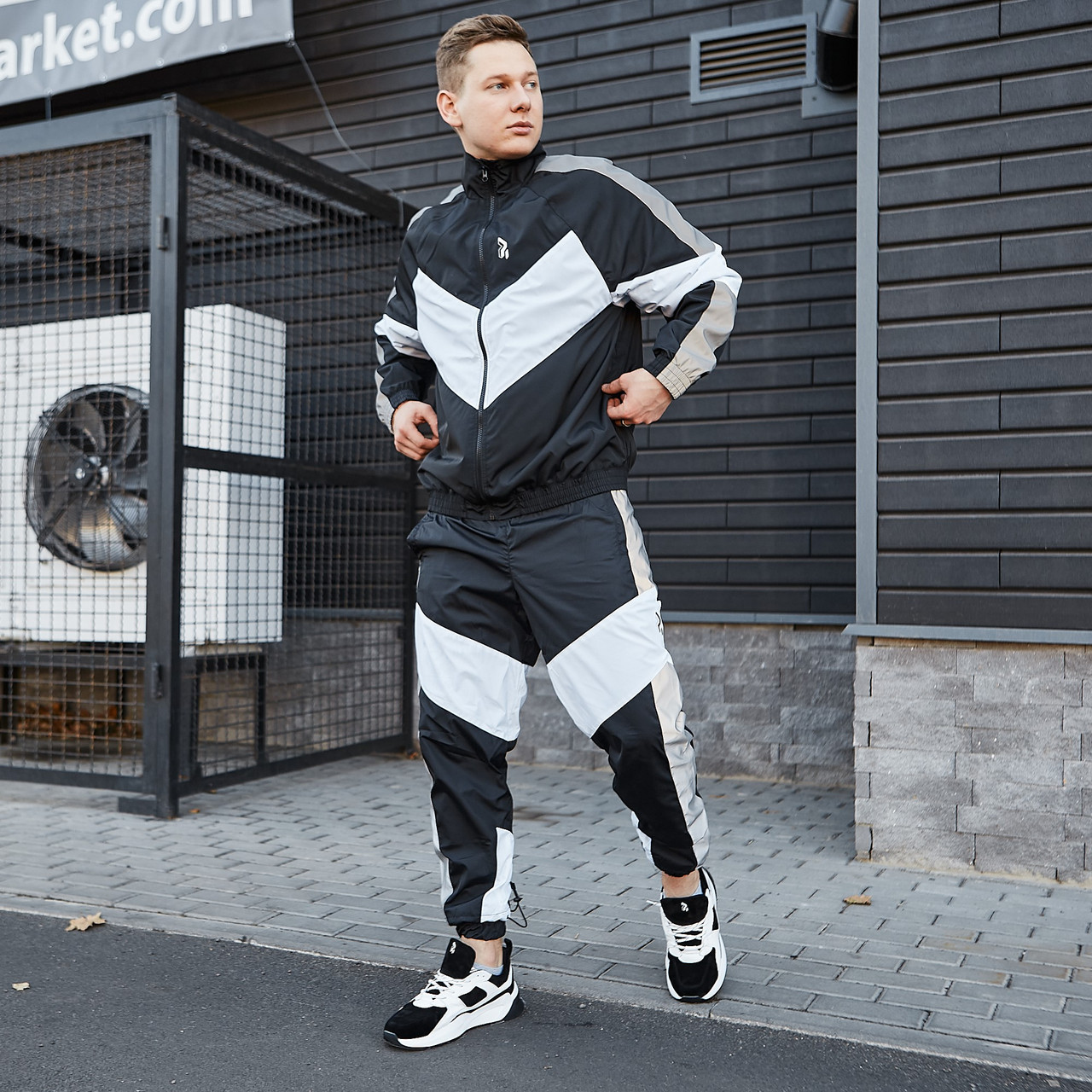 

Спортивный костюм мужской Пушка Огонь Split черно-белый с рефлективом XL, Черный