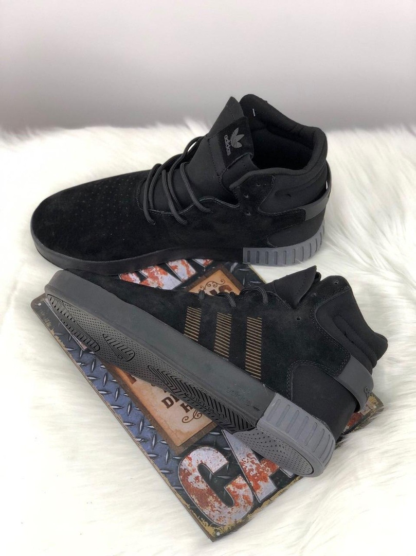 

Adidas Tubular Invader Suede Core Black (Черный), Чёрный