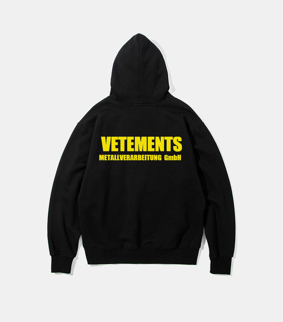 

Толстовка черная Vetements GmbH | Худи Vetemens | Кенгуру Ветеменс L, 50, Зима, Разные цвета